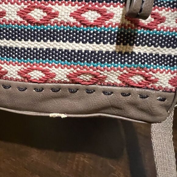 THE SAK southwest decoration purse with Arm Strap multi pocket NEW - Picture 3 of 5